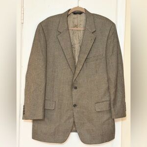 Jos A Bank Silk, Camel Hair Sport Coat.Mens Size 44R Blazer Two Button Front